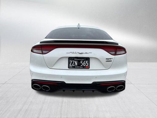 2022 Kia Stinger GT1
