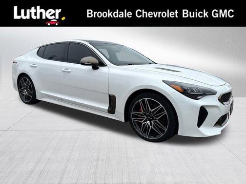 2022 Kia Stinger GT1