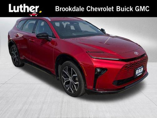 2025 Toyota Crown Signia XLE