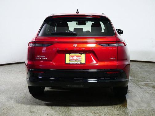 2025 Toyota Crown Signia XLE