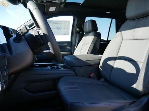 2026 Chevrolet Tahoe 4WD RST