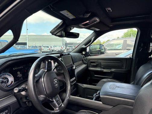 2019 RAM 2500 Limited Crew Cab 4x4 6'4' Box