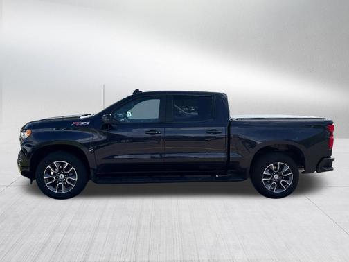 Dark Ash Metallic 2022 Chevrolet Silverado 1500 RST