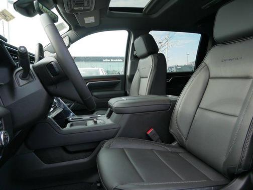 2026 GMC Sierra 3500 Denali