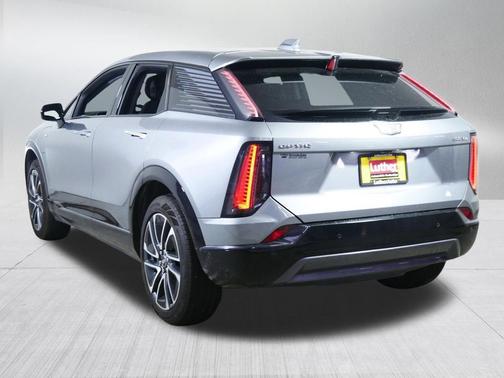 Argent Silver Metallic 2025 Cadillac OPTIQ Sport 2 AWD