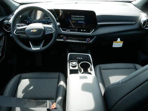 Summit White 2026 Chevrolet Equinox 1LT