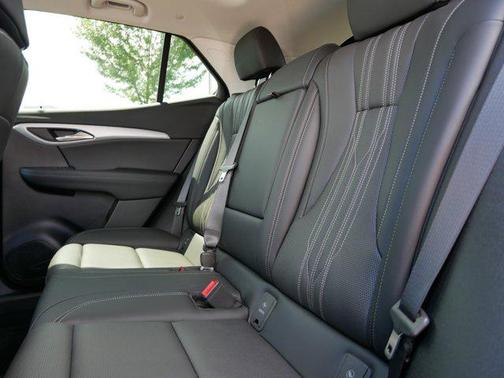 2025 Buick Envision Avenir AWD