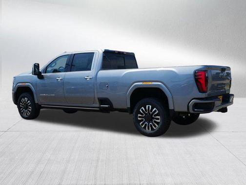 2025 GMC Sierra 3500 Denali