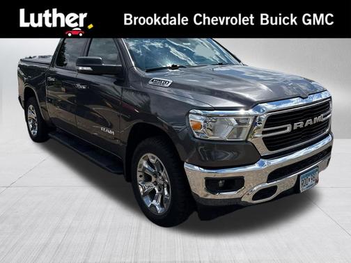 Granite Crystal Metallic Clearcoat 2019 RAM 1500 Big Horn