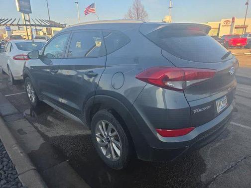 2017 Hyundai TUCSON SE