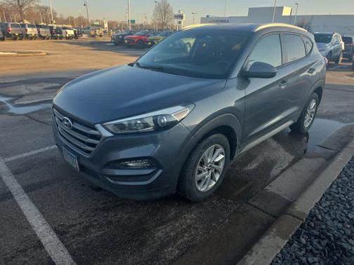 2017 Hyundai TUCSON SE