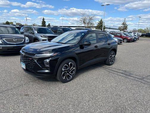 Mosaic Black Metallic 2024 Chevrolet Trax FWD 2RS