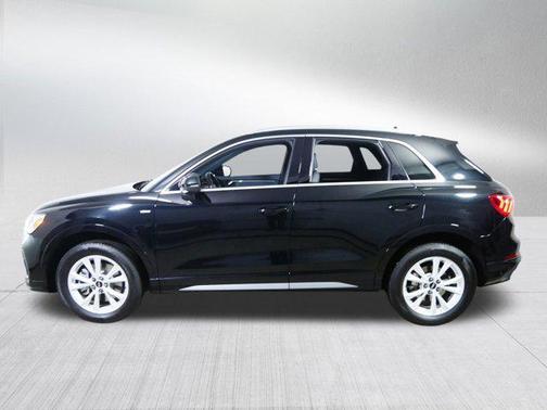 2024 Audi Q3 Premium 45 TFSI S line quattro Tiptronic