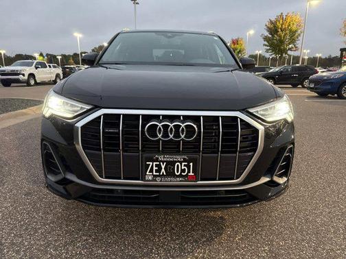 2024 Audi Q3 Premium 45 TFSI S line quattro Tiptronic