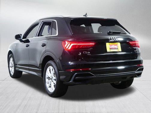 2024 Audi Q3 Premium 45 TFSI S line quattro Tiptronic