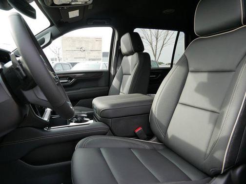 2026 GMC Yukon 4WD Elevation