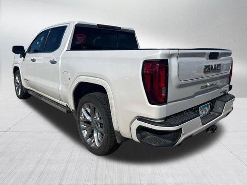 White Frost Tricoat 2019 GMC Sierra 1500 Denali
