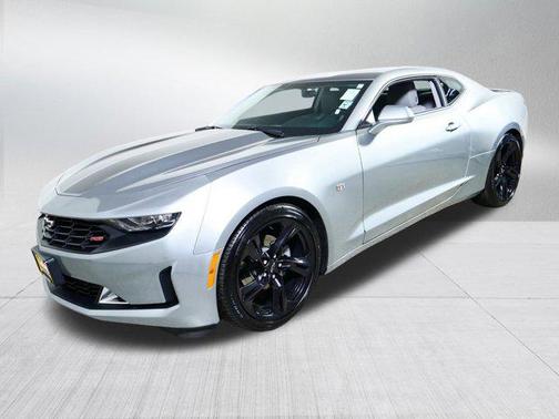 Sharkskin Metallic 2024 Chevrolet Camaro 1LT