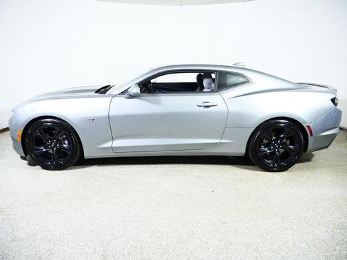 Sharkskin Metallic 2024 Chevrolet Camaro 1LT