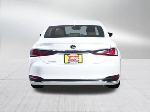 Eminent White Pearl 2023 Lexus ES 250 Base