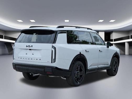Glacial White Pearl 2027 Kia Telluride SX