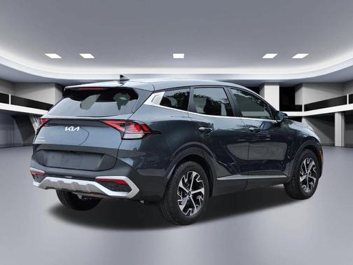 Gravity Gray 2024 Kia Sportage EX