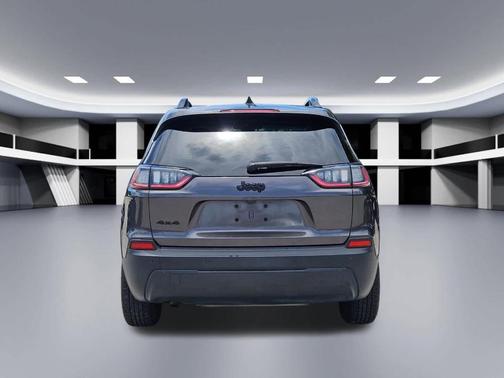 Granite Crystal Clearcoat Metallic 2019 Jeep Cherokee Latitude Plus