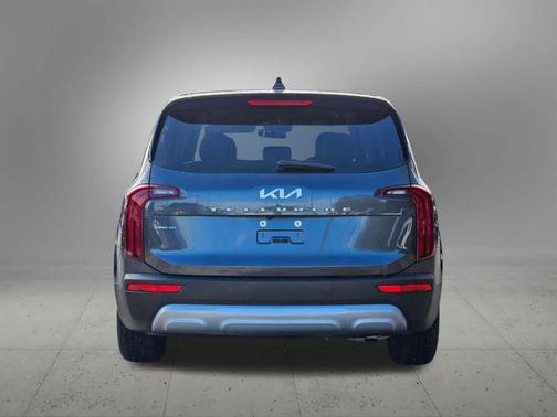 2022 Kia Telluride LX