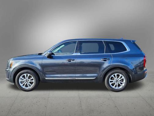 2022 Kia Telluride LX