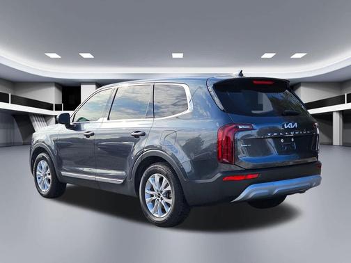 2022 Kia Telluride LX