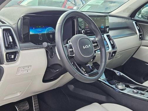 2023 Kia Sorento Plug-In Hybrid SX Prestige
