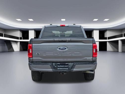 Carbonized Gray Metallic 2021 Ford F-150 XLT