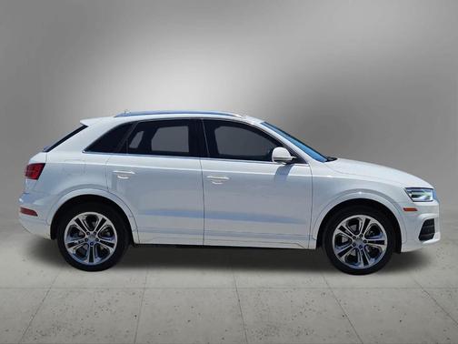 2017 Audi Q3 2.0T Premium Plus