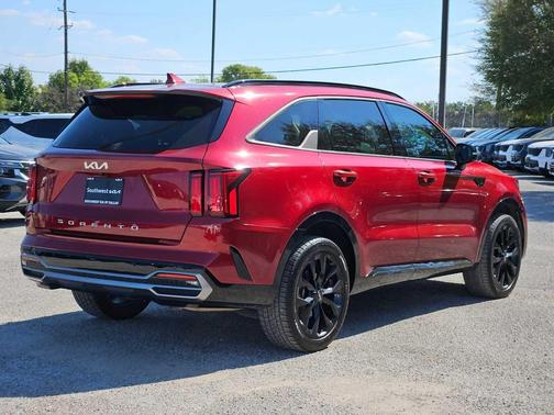 2022 Kia Sorento SX