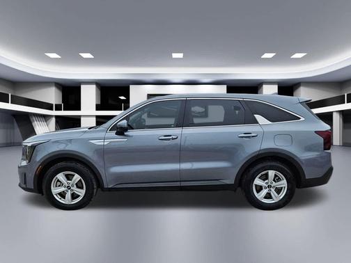 2024 Kia Sorento LX