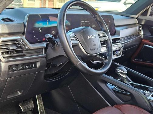 2023 Kia Telluride SX