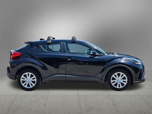 2021 Toyota C-HR LE