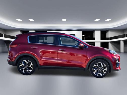 2022 Kia Sportage EX