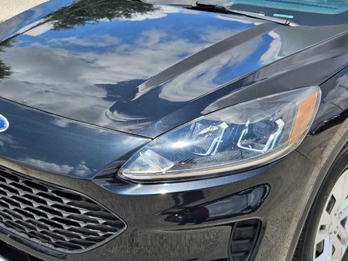 2022 Ford Escape S