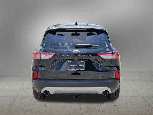 2022 Ford Escape S