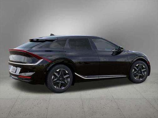 2025 Kia EV6 Wind
