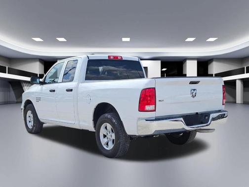 Bright White Clearcoat 2024 RAM 1500 Classic SLT