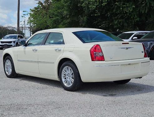 2010 Chrysler 300 Touring
