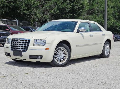 2010 Chrysler 300 Touring