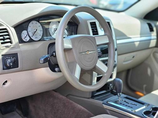 2010 Chrysler 300 Touring