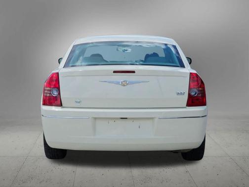 2010 Chrysler 300 Touring