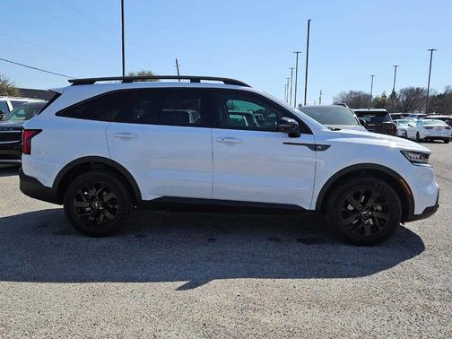 2022 Kia Sorento X-Line S