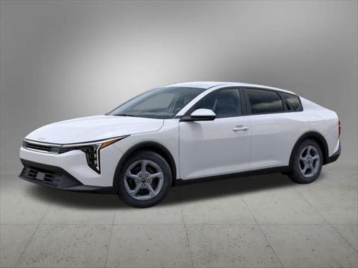 2025 Kia K4 LX