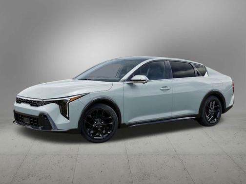 2025 Kia K4 GT-Line Turbo