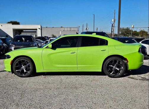 2019 Dodge Charger SXT